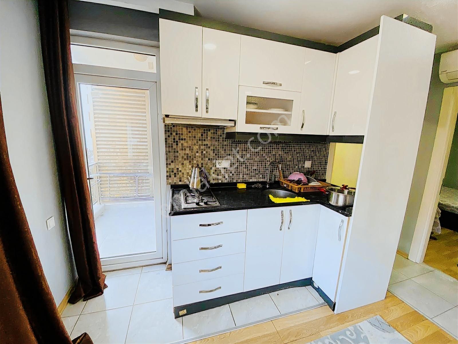 Şafak Mahallesinde Full Eşyalı 1+1 Eşyalı Kiralık Daireler - Görsel 8