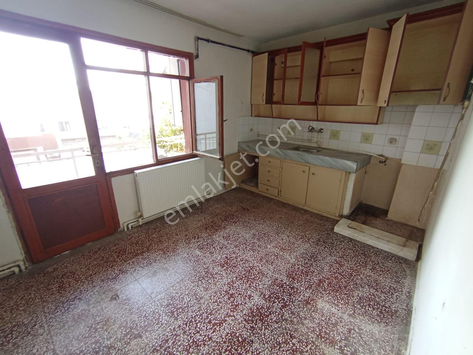 Karabağlar Çalıkuşu Mah. Doğal Gazlı 2+1 110 M2 Bozyaka Merkezde - Görsel 15