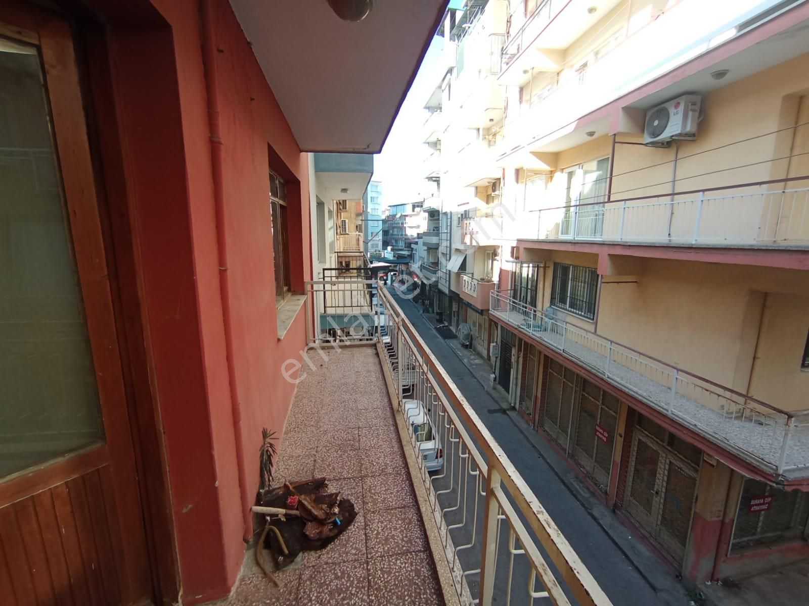 Karabağlar Çalıkuşu Mah. Doğal Gazlı 2+1 110 M2 Bozyaka Merkezde - Görsel 5