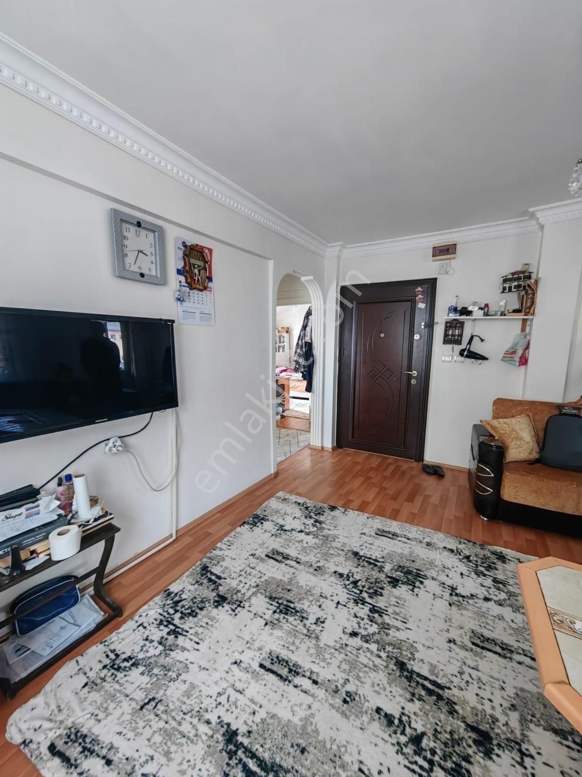 Bahçelievler Çobançeşme De 120m2 Satılık 2+1 Hisseli Daire - Görsel 2