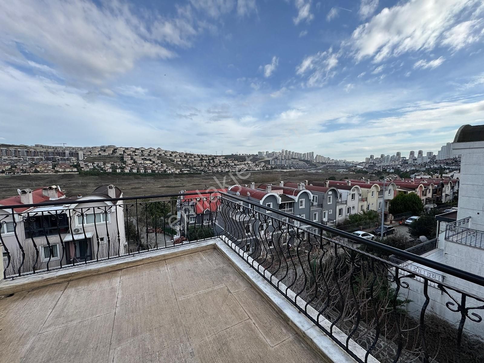 Başakşehir Bahçeşehir'de 5+2 Eşyasız Villa | Tekce - Görsel 21