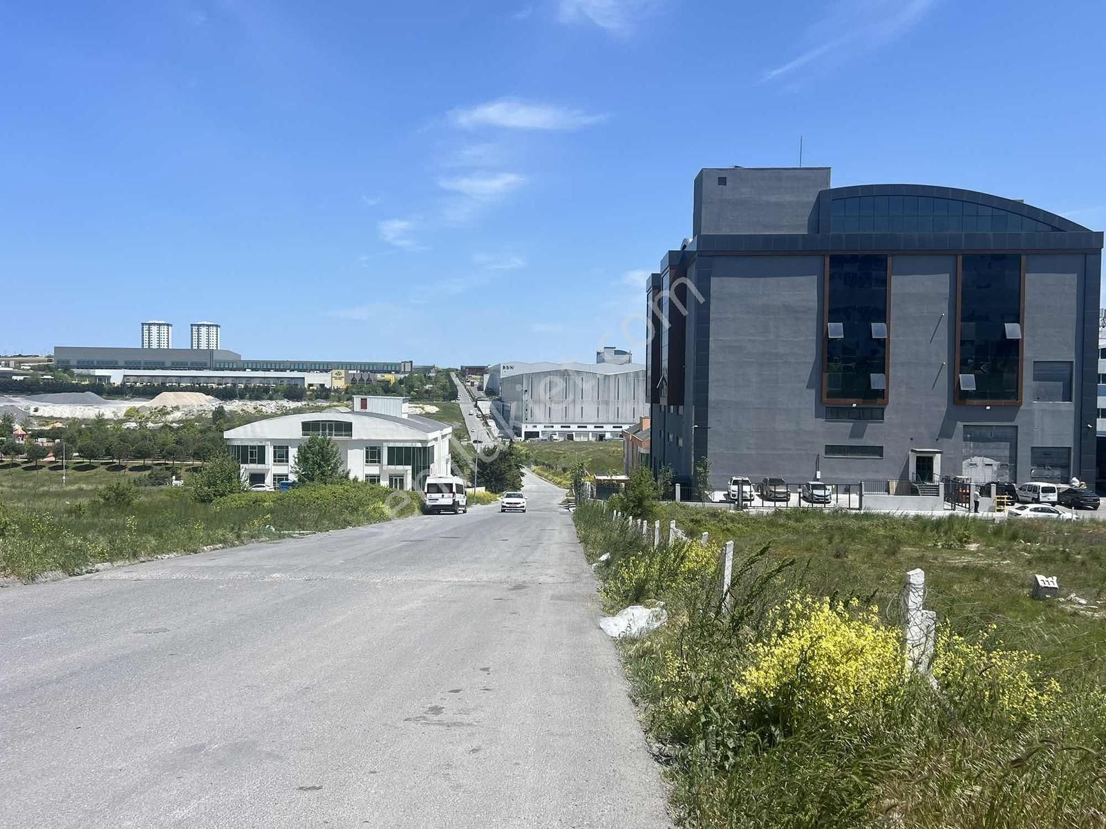 A.köy Hadımköy Akpınar Sanayisinde 3.287 Metre Tektapu Arsa. - Görsel 21