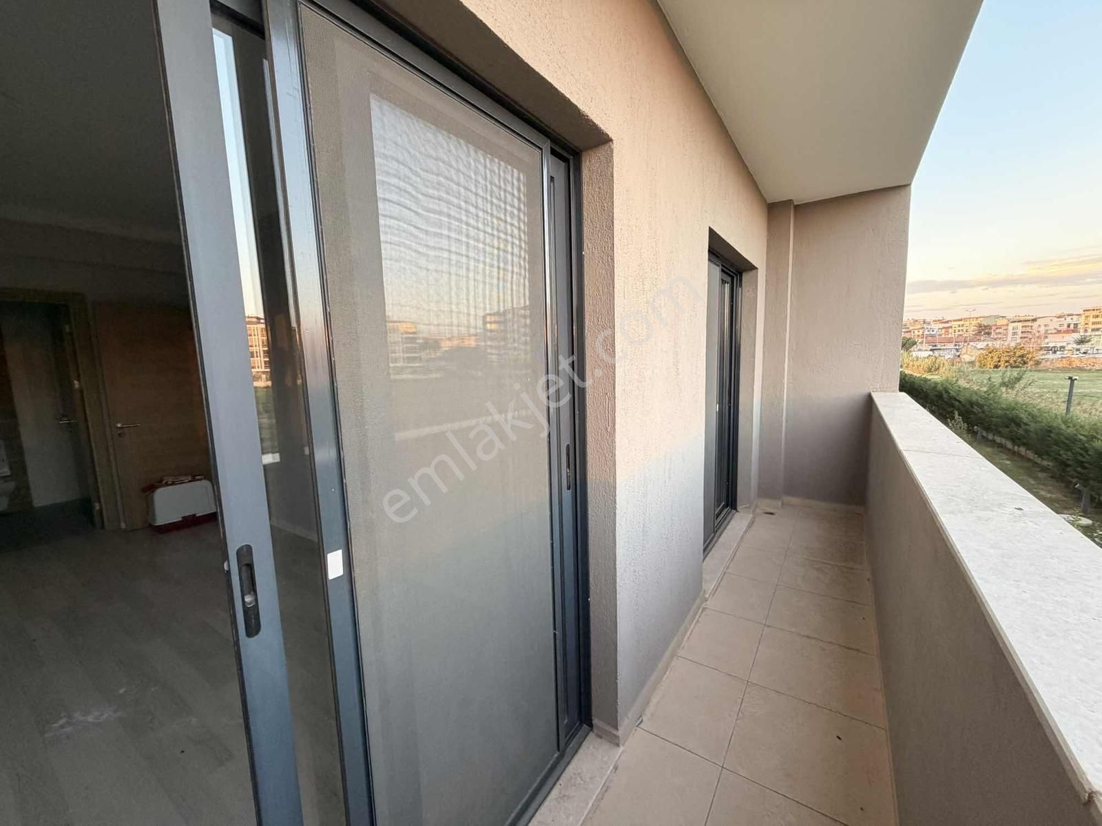 Uygan'dan Torbalı Mah. 105m² 2+1 Mia Koru Sitesinde Lüx Arakat - Görsel 3