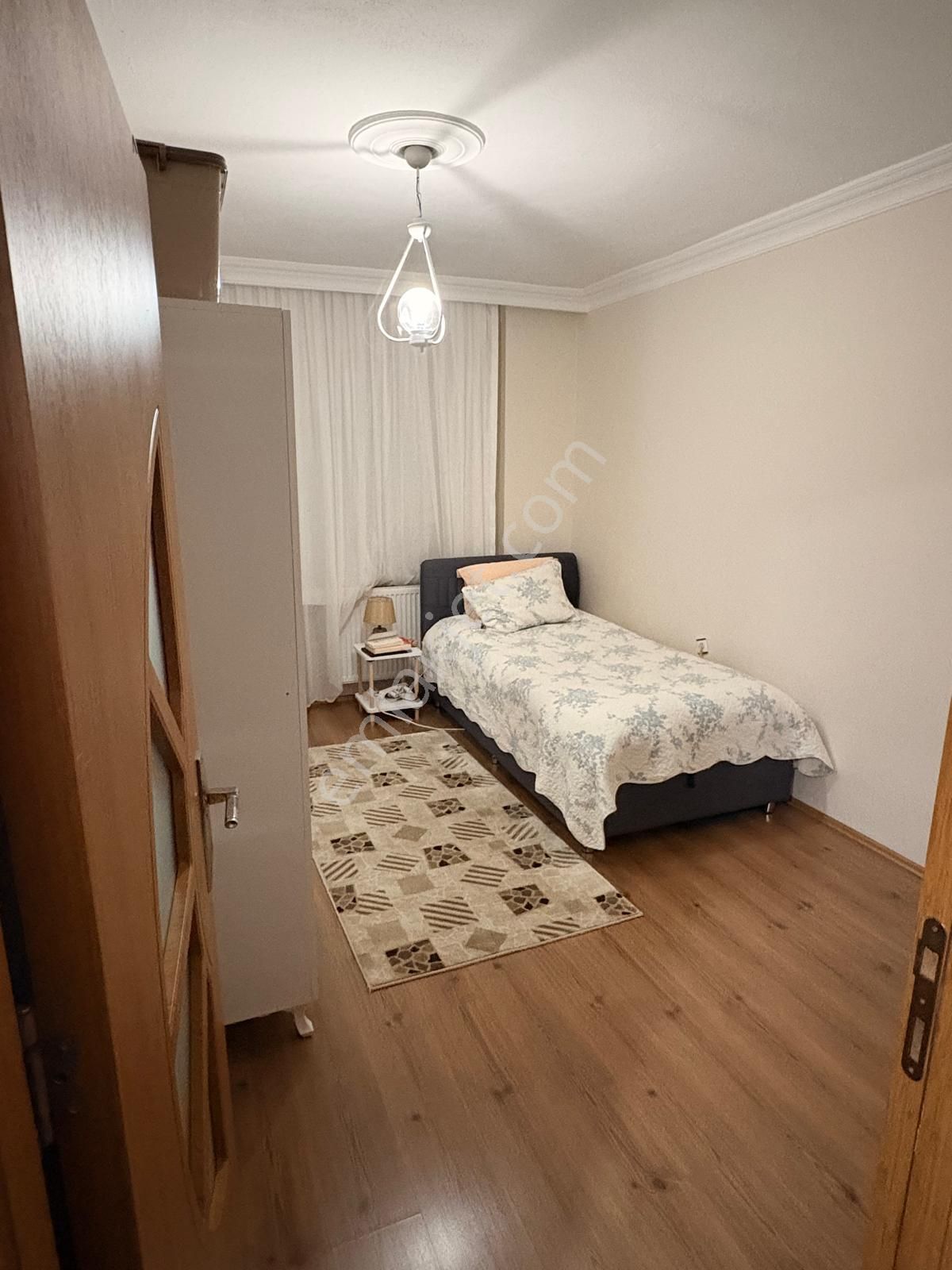 Safranyolunda 3+1 İstenirse Kiracısı Hazır Daire - Görsel 3