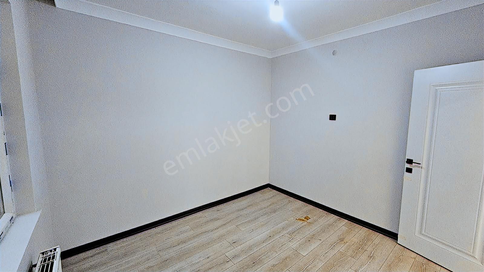 Ertuğrulgazi Mah Metroya Yürüme Mesafesinde Full Yapılı - Görsel 26