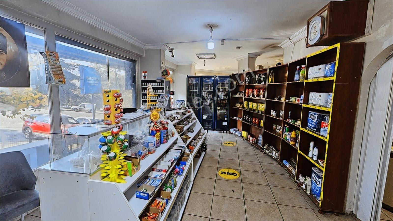 Şahintepe Mah İçindekilerle Acil Satılık Dükkan - Görsel 2