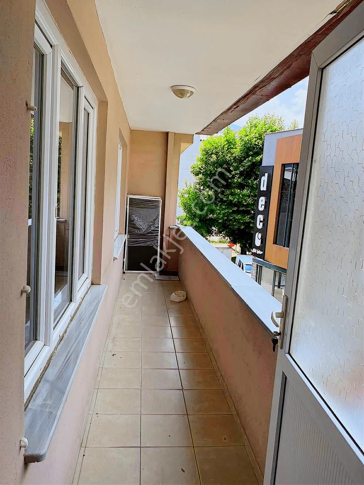 Bm Real Estate Yıldırım'da 3 Katlı Bahçeli Müstakil Ev - Görsel 3