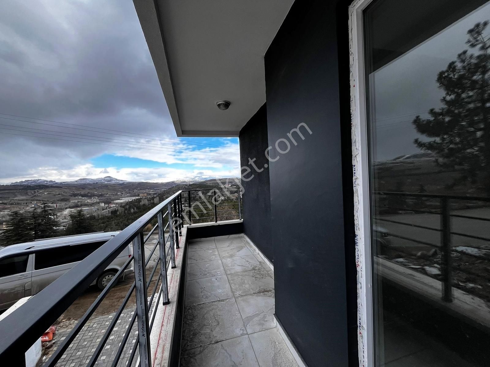 ꧁▇yılmaz'dan▇꧂sıfır Binada Göl Manzaralı Asansörlü 3+1 Daire - Görsel 2