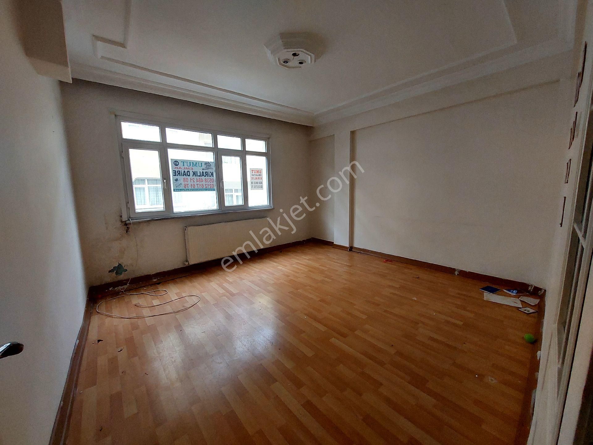 Gaziosmanpaşa Feyziçakmak Mahallesi Den Kiralık Daire Birinci Kat Balkonlu 2+1 110 - Görsel 3