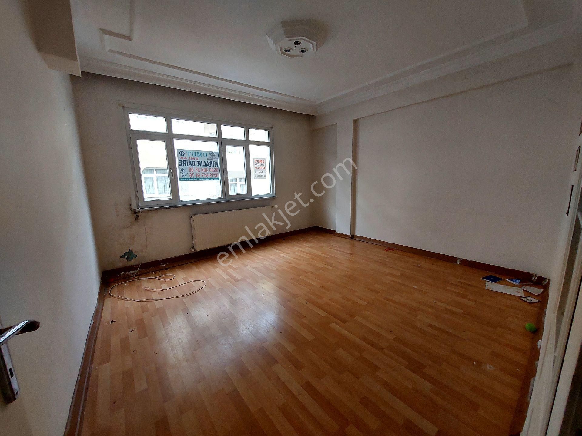Gaziosmanpaşa Feyziçakmak Mahallesi Den Kiralık Daire Birinci Kat Balkonlu 2+1 110 - Görsel 5