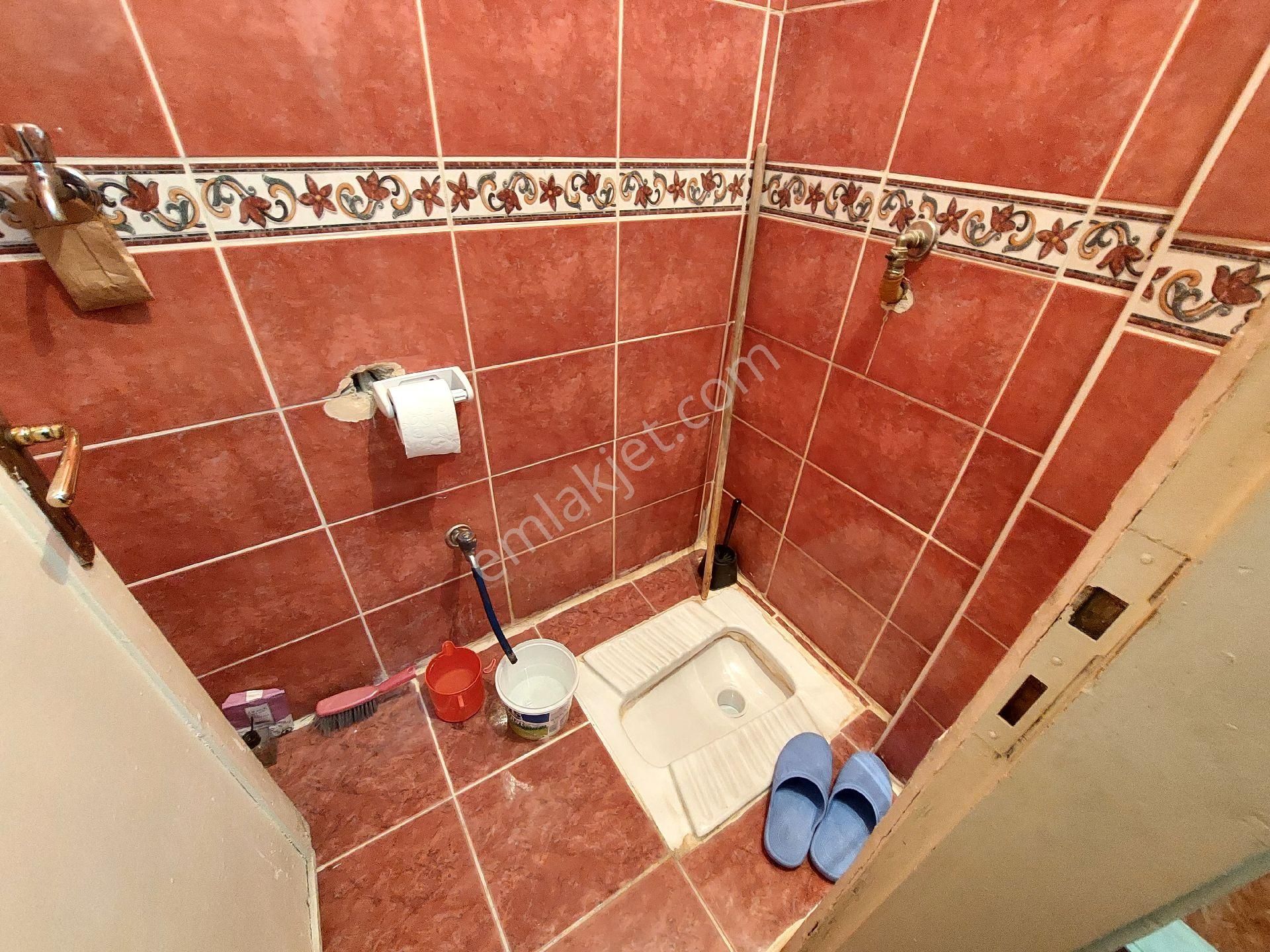 Gaziosmanpaşa Feyziçakmak Mahallesi Den Kiralık Daire Birinci Kat Balkonlu 2+1 110 - Görsel 19