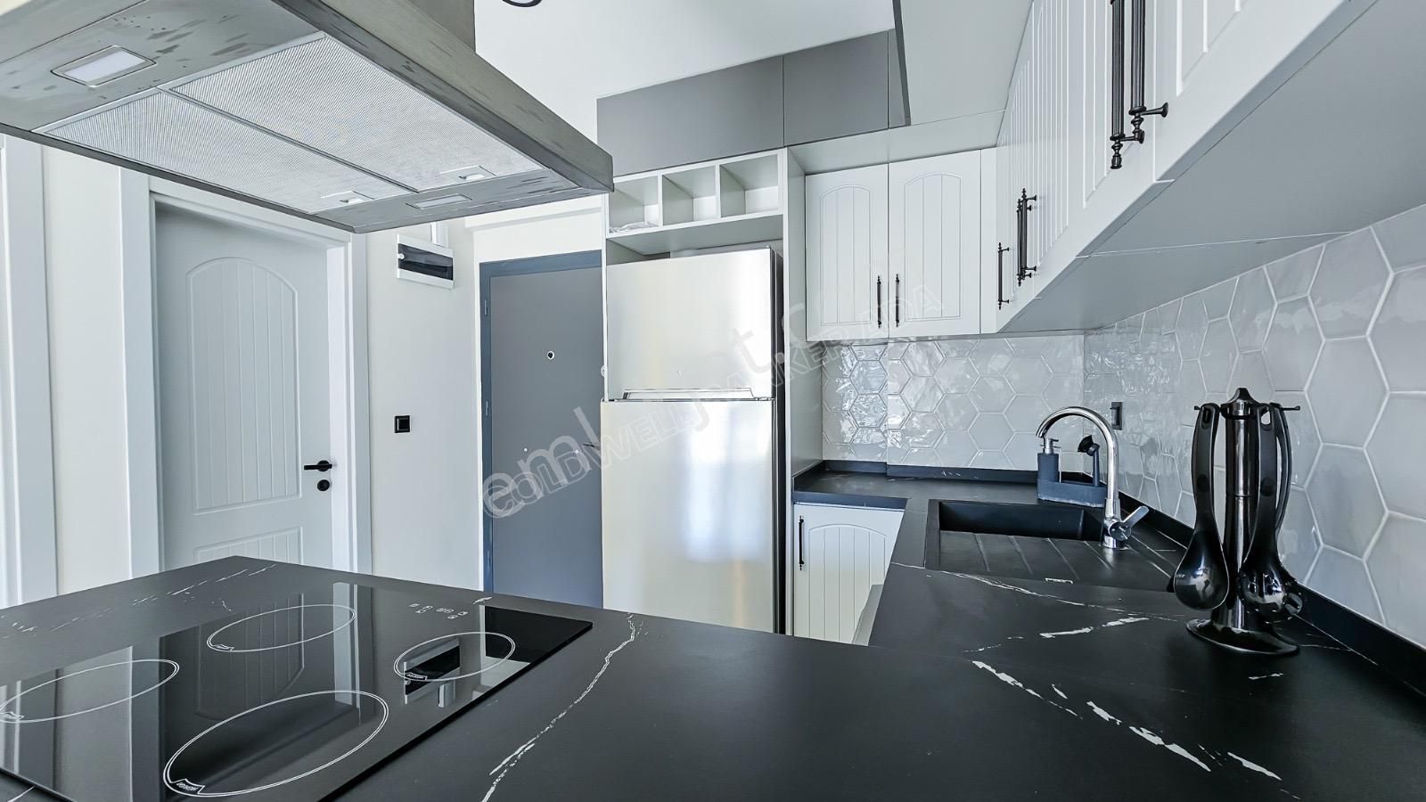 Kuşadası Kuştur Plajı ‘na Yürüme Mesafesinde 1+1 Şık Eşyalı Kiralık Daire - Görsel 26