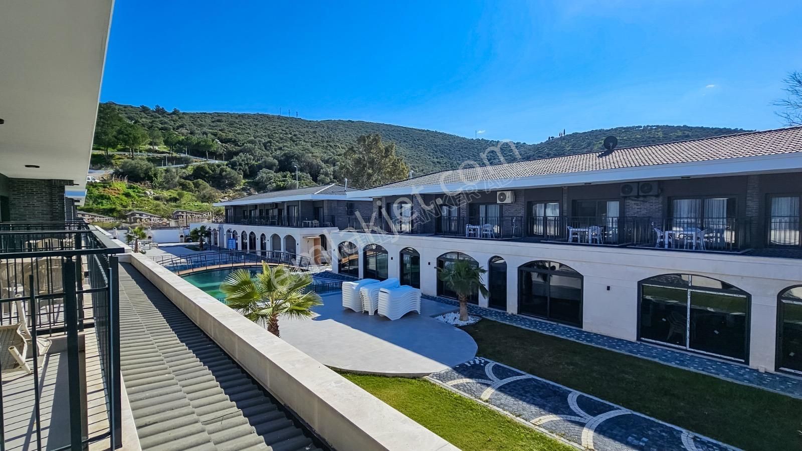 Kuşadası Kuştur Plajı ‘na Yürüme Mesafesinde 1+1 Şık Eşyalı Kiralık Daire - Görsel 10