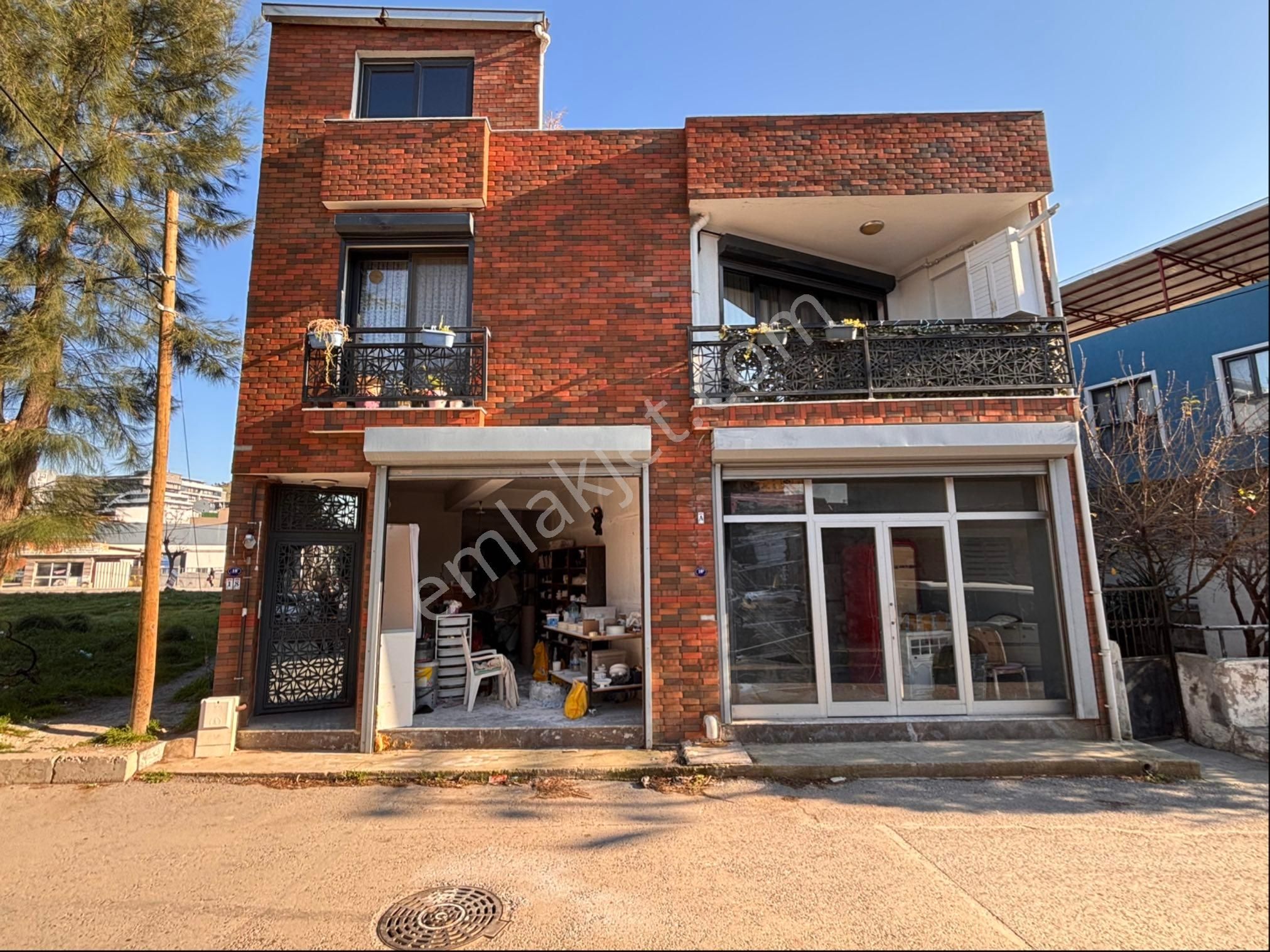 Kiracılı Dükkân + Dubleks | Komple Satılık Bina | Teras & Bahçeli - Görsel 28