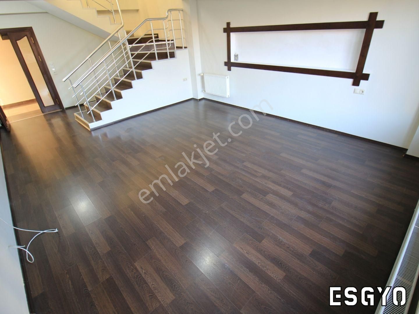 Esgyo'dan Sümer Mh. Dubleks 4+1 Bakımlı Kiralık Daire - Görsel 23