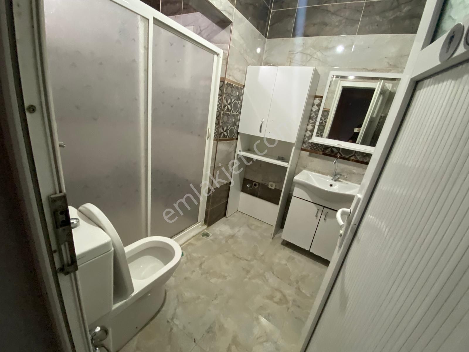 Buca Çamlık Mah.de 2+1 85m2 Ayrı Mutfak Yüksek Giriş Balkonlu Kiralık Daire - Görsel 15