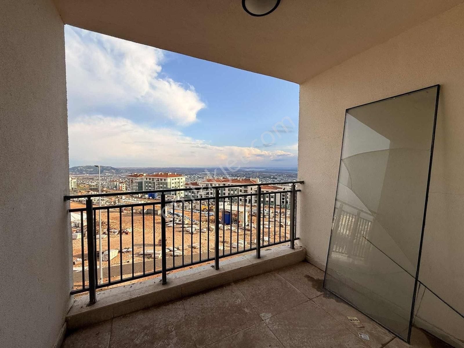 İndere Toki Şehir Manzaralı Ara Kat Kiralık 3+1 Daire - Görsel 14