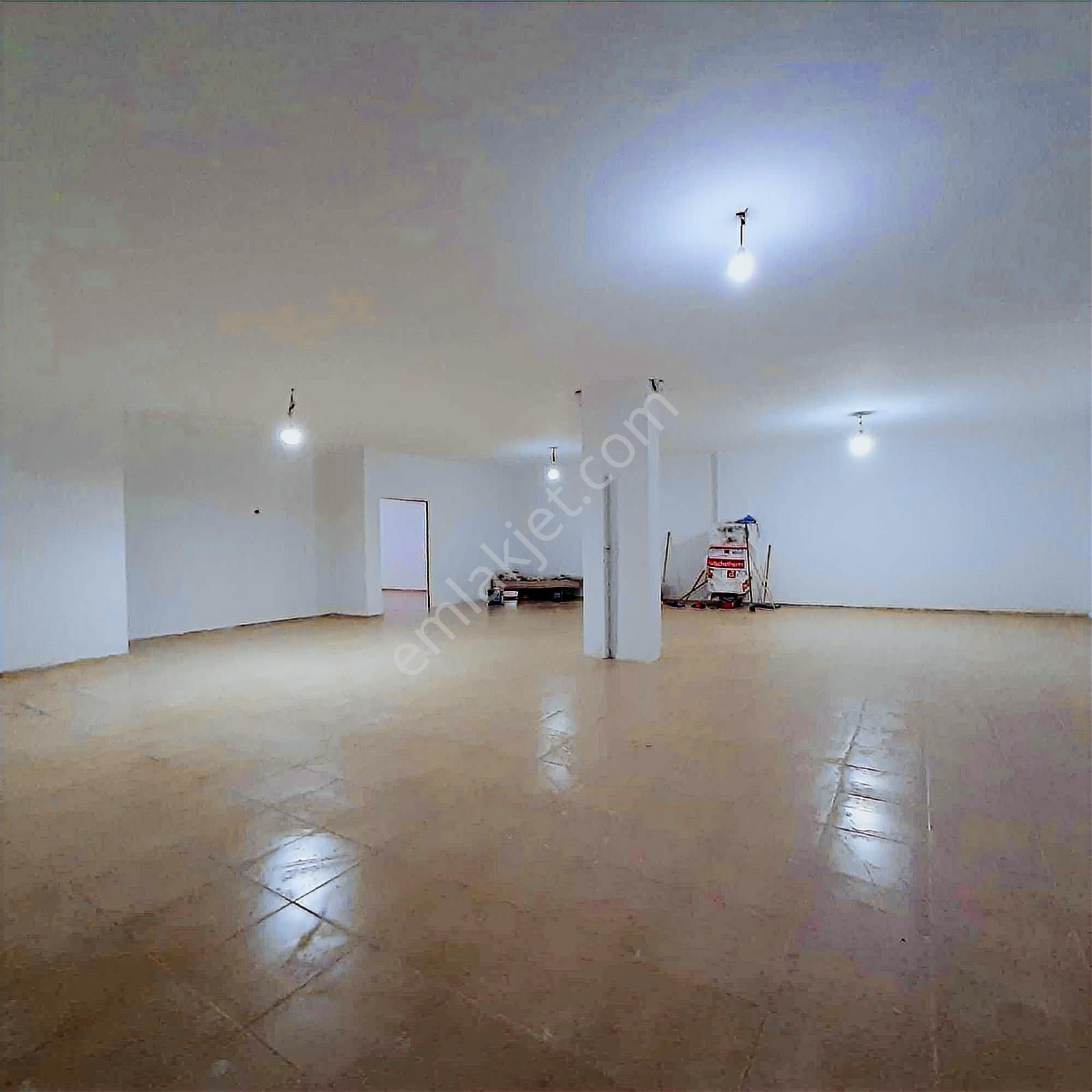 Bulgar Pazarına Yakın+satılık 185m2 Dükkan+ Kw Plus Reşadiye Süt - Görsel 6