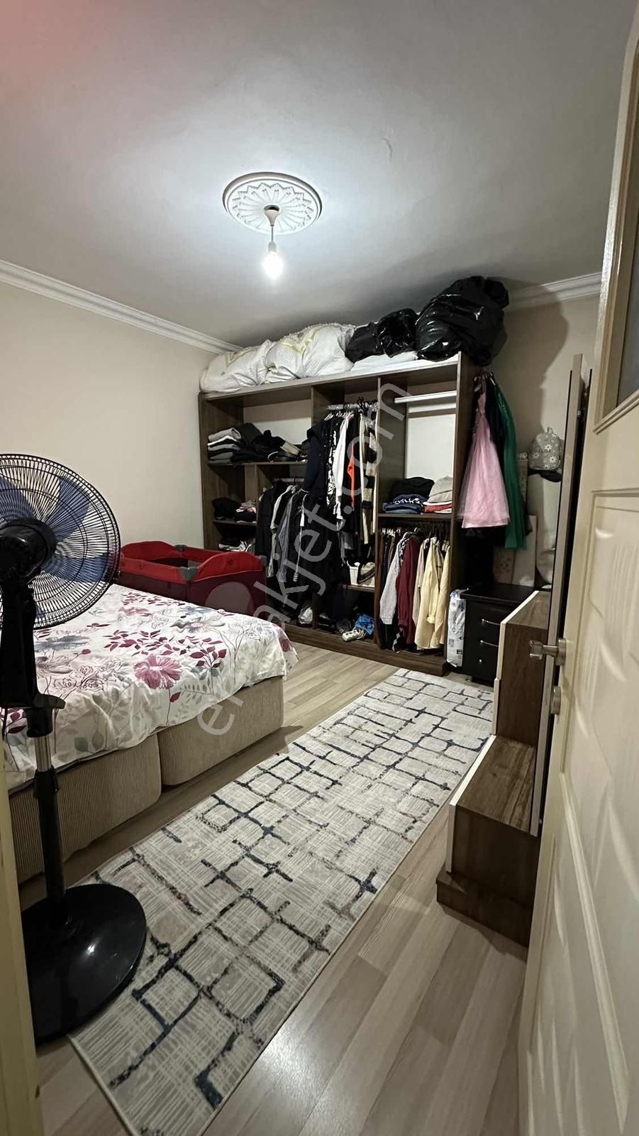 Yön Group'tan Çarşı Merkezde Ara Kat Satılık 3+1 Daire - Görsel 2