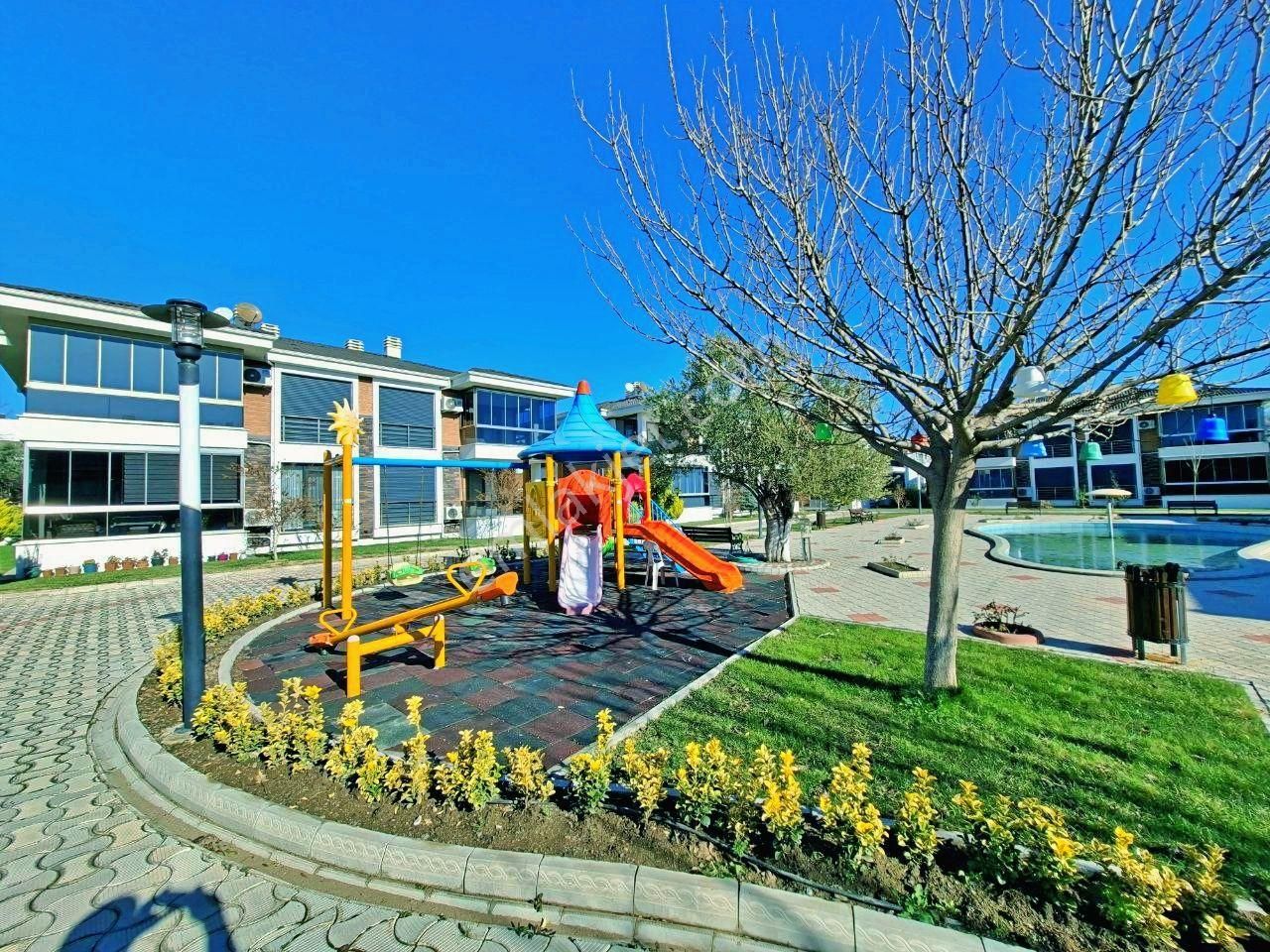 Uytundan Gürede Denize 250 Metre Site İçinde Eşyalı 2+1 Kiralık - Görsel 5