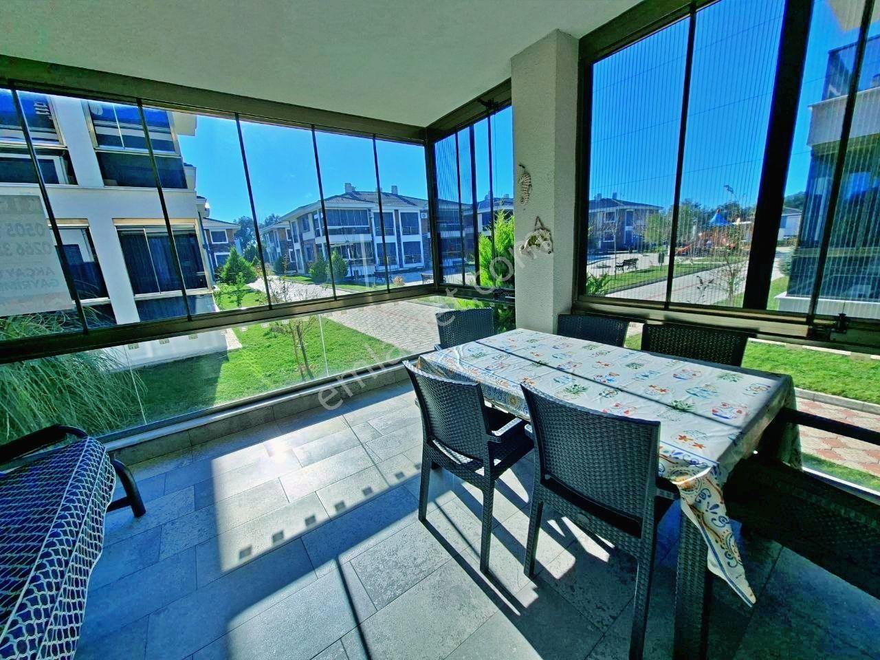 Uytundan Gürede Denize 250 Metre Site İçinde Eşyalı 2+1 Kiralık - Görsel 2