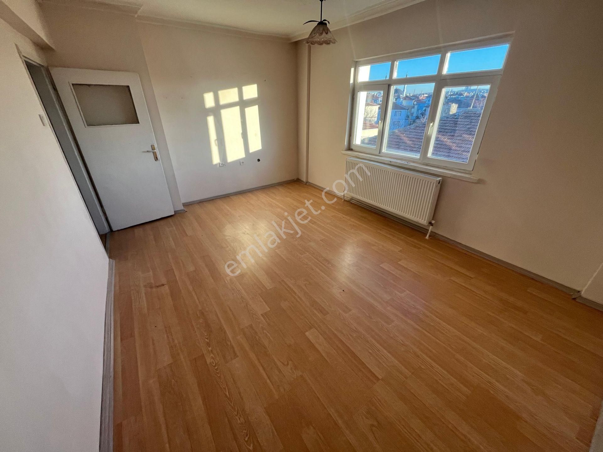 Mç Emlak'tan Akşemsettin Mahallesin'de 2+1 Satılık Daire - Görsel 6