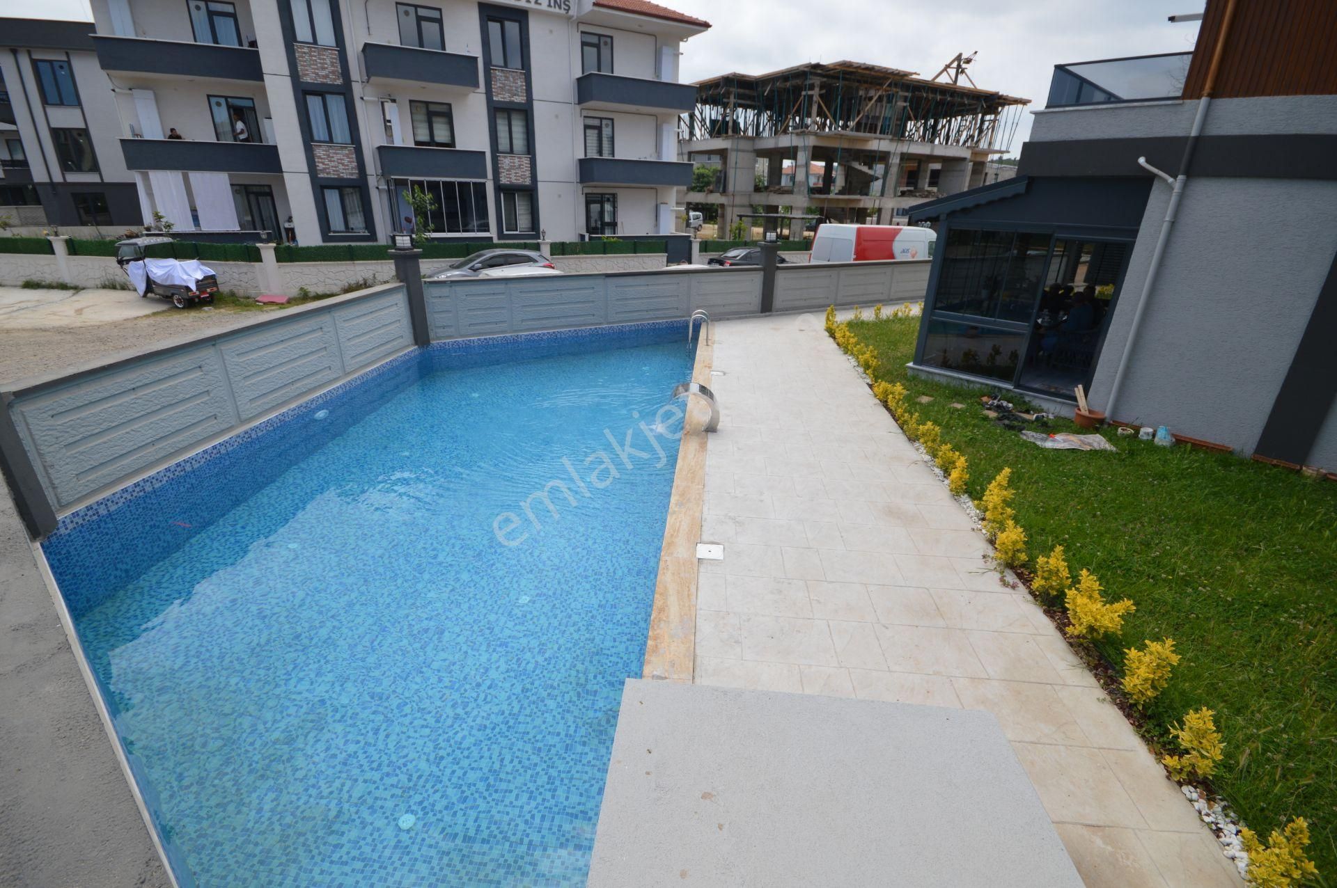 Sakarya Karasu Da Merkezde Havuzlu Lüks 2+1 Daire - Görsel 22