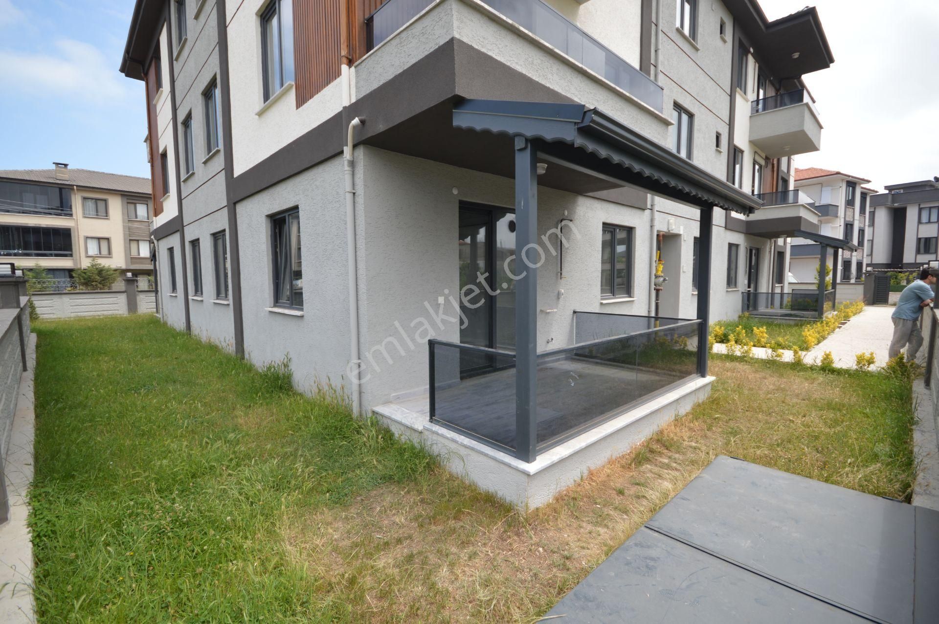 Sakarya Karasu Da Merkezde Havuzlu Lüks 2+1 Daire - Görsel 26