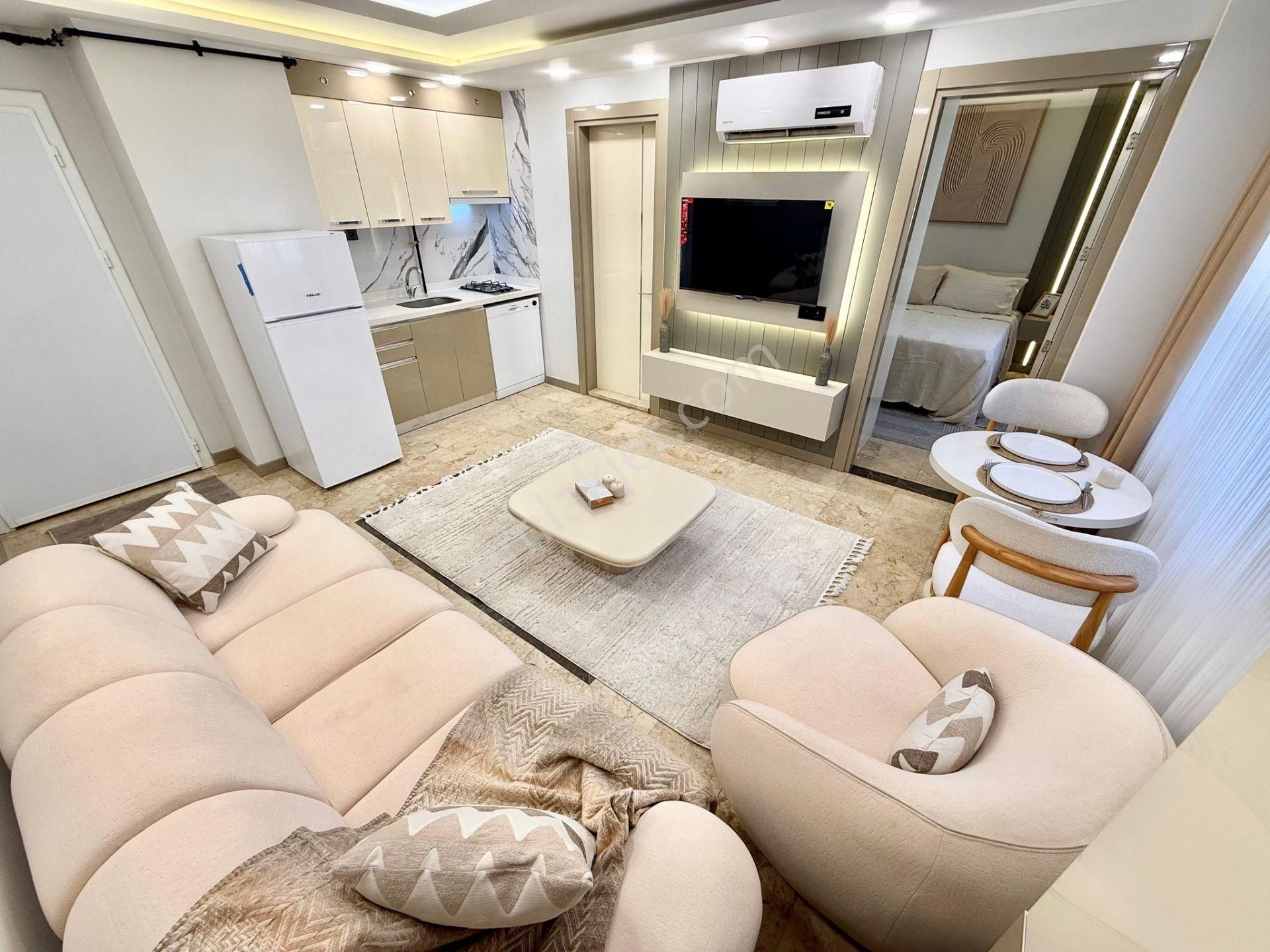 Değirmenönü Mahallesinde Çaybaşı Mevkiinde Yüksek Giriş Kat 1+1/60 M2 Full Eşyalı Harika Apart !!!