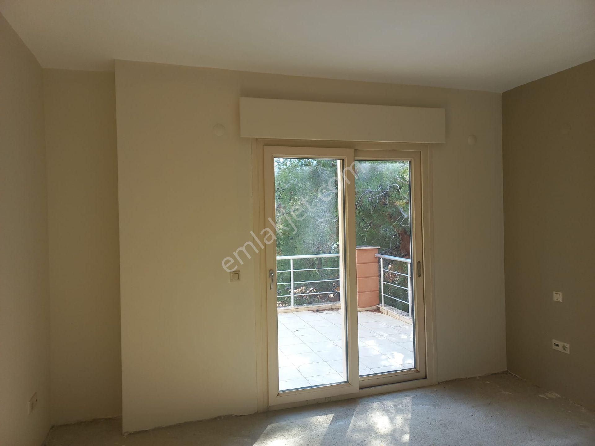 Tek Müstakil 4+2 Havuzlu Site - Görsel 10