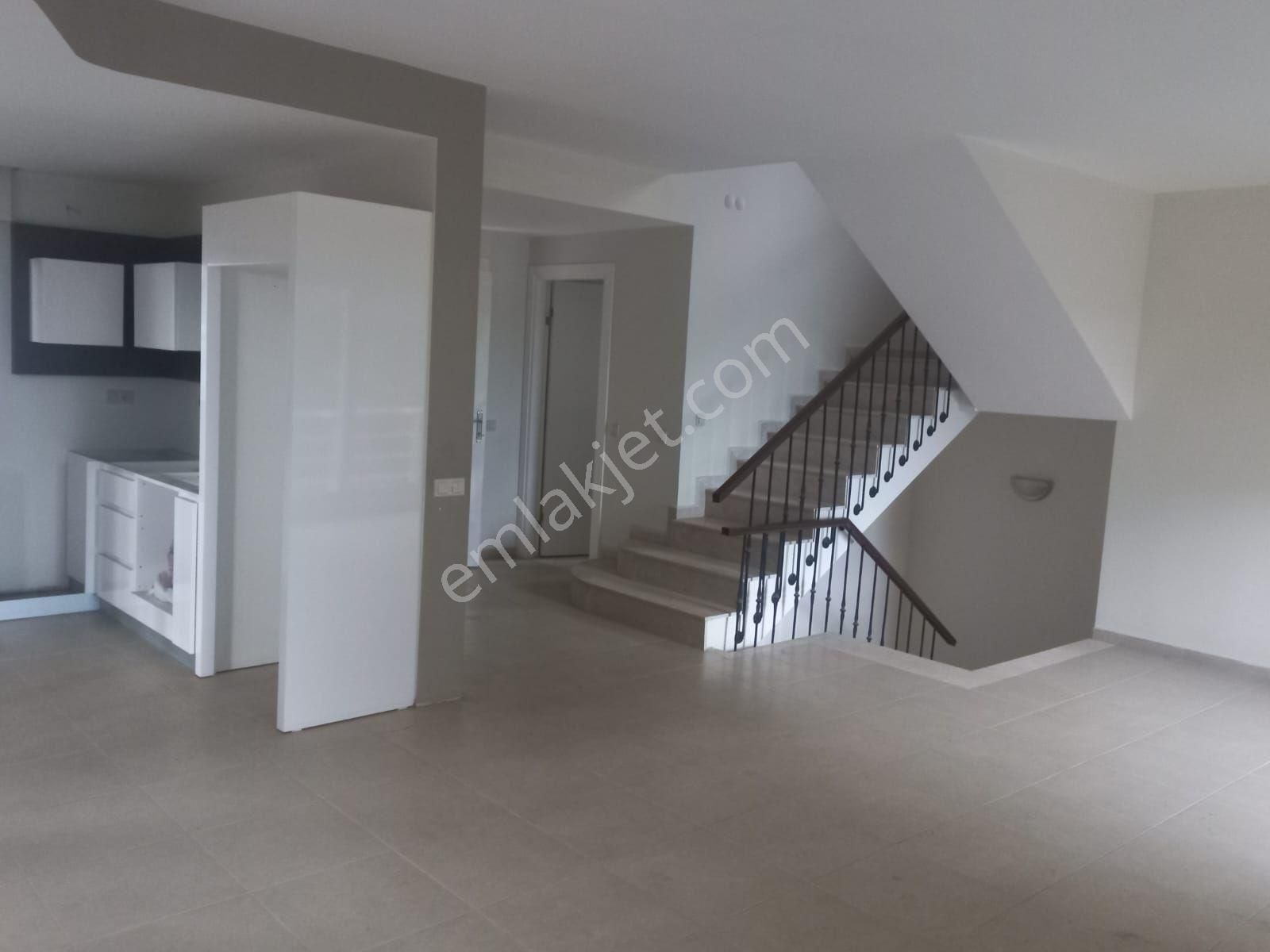 Tek Müstakil 4+2 Havuzlu Site - Görsel 7