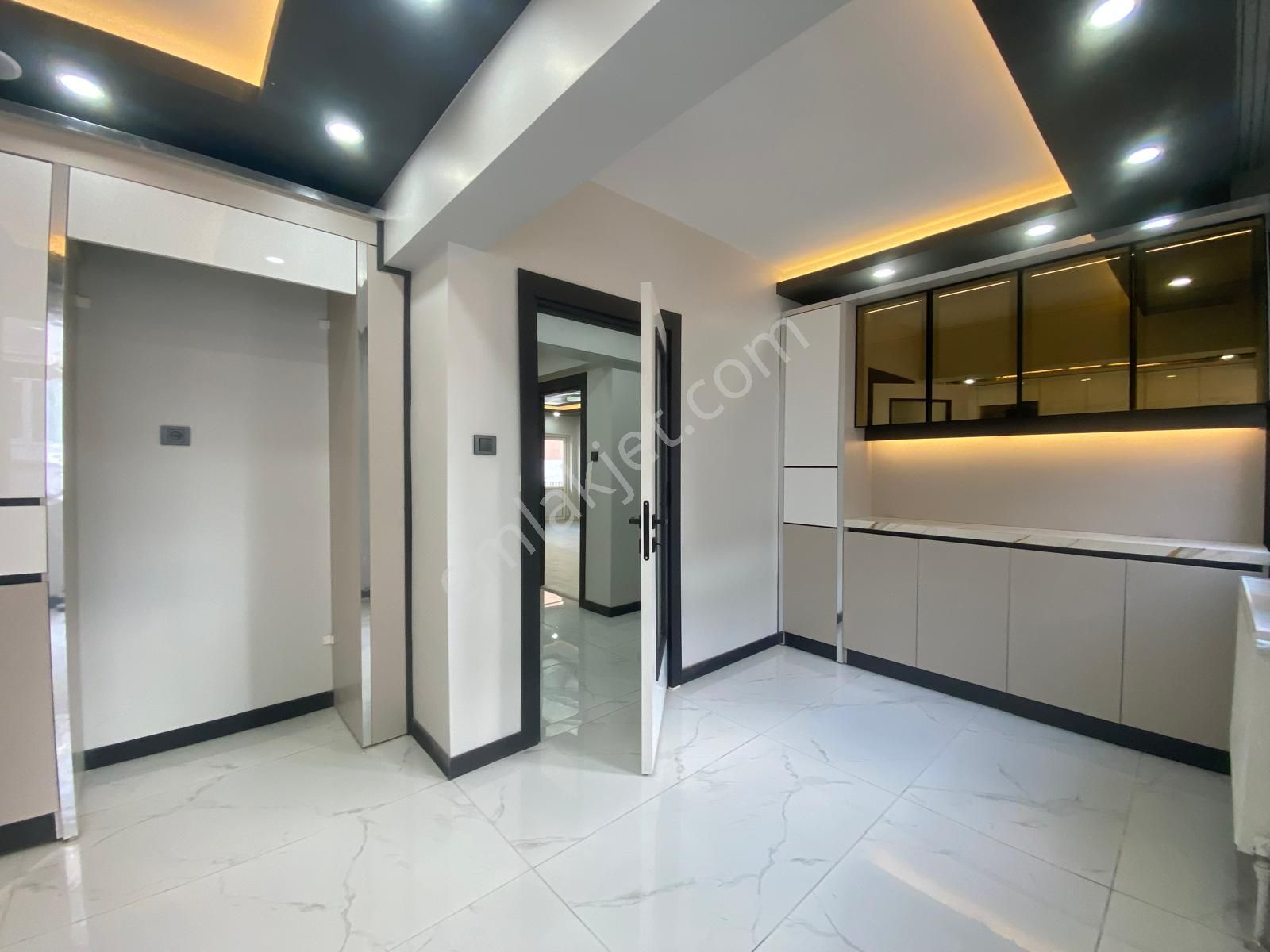 Koza Emlak'tan Akşemsettin Mahalesinde 4+1 Lüxx Yapılı Teras Daireee - Görsel 7