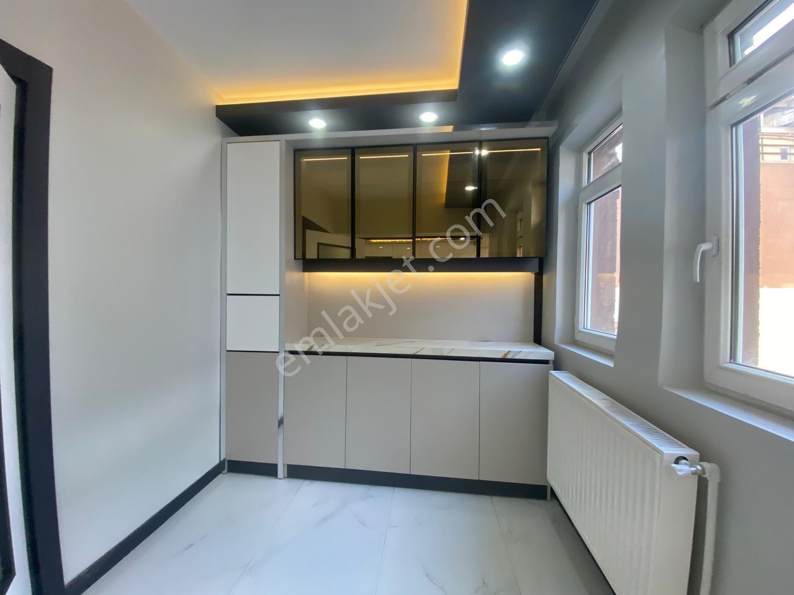 Koza Emlak'tan Akşemsettin Mahalesinde 4+1 Lüxx Yapılı Teras Daireee - Görsel 4