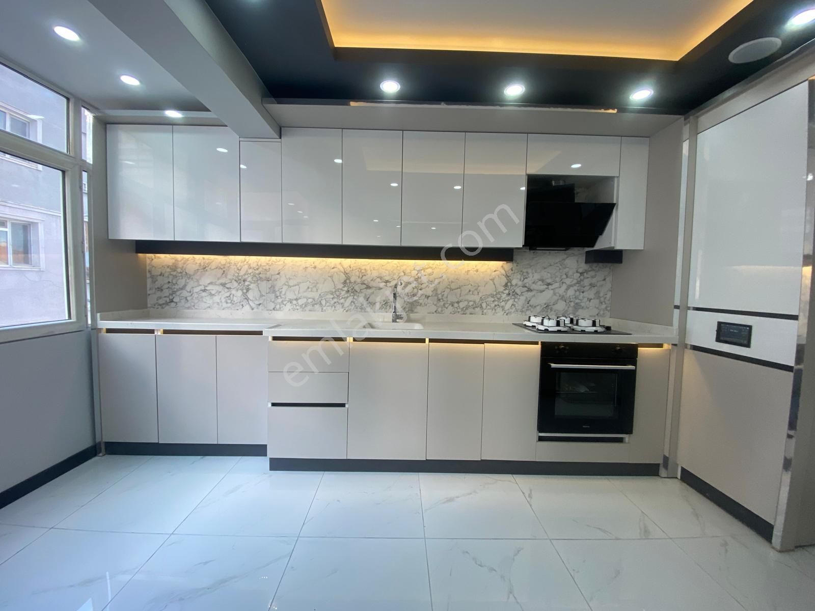 Koza Emlak'tan Akşemsettin Mahalesinde 4+1 Lüxx Yapılı Teras Daireee - Görsel 3