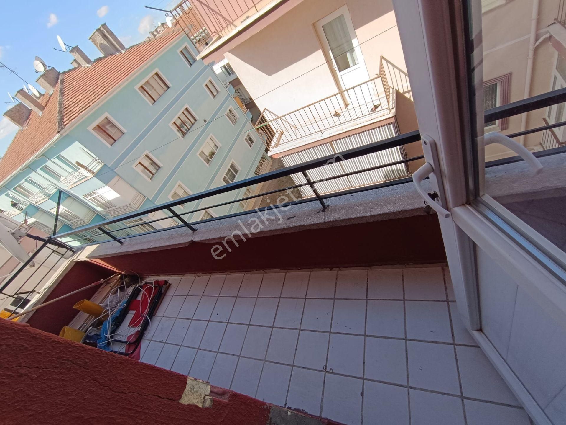 Sincan Tandoğan Mah. 3+1 Ara Kat Masrafsız Çift Balkonlu Caddeye Yakın Daire - Görsel 32