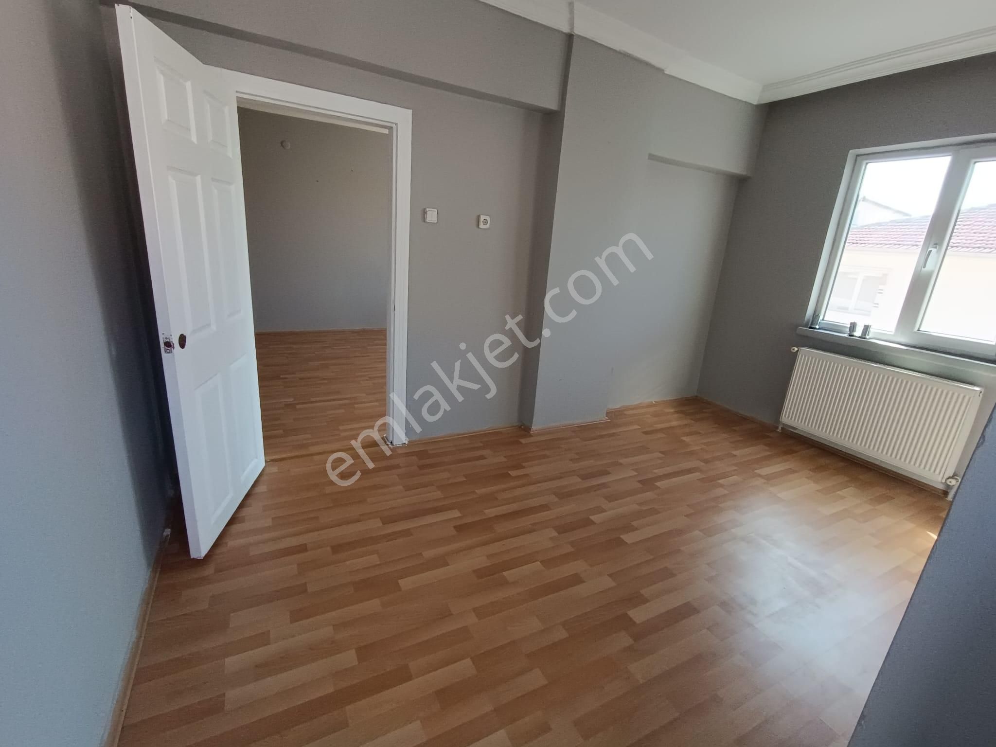 Sincan Tandoğan Mah. 3+1 Ara Kat Masrafsız Çift Balkonlu Caddeye Yakın Daire - Görsel 15