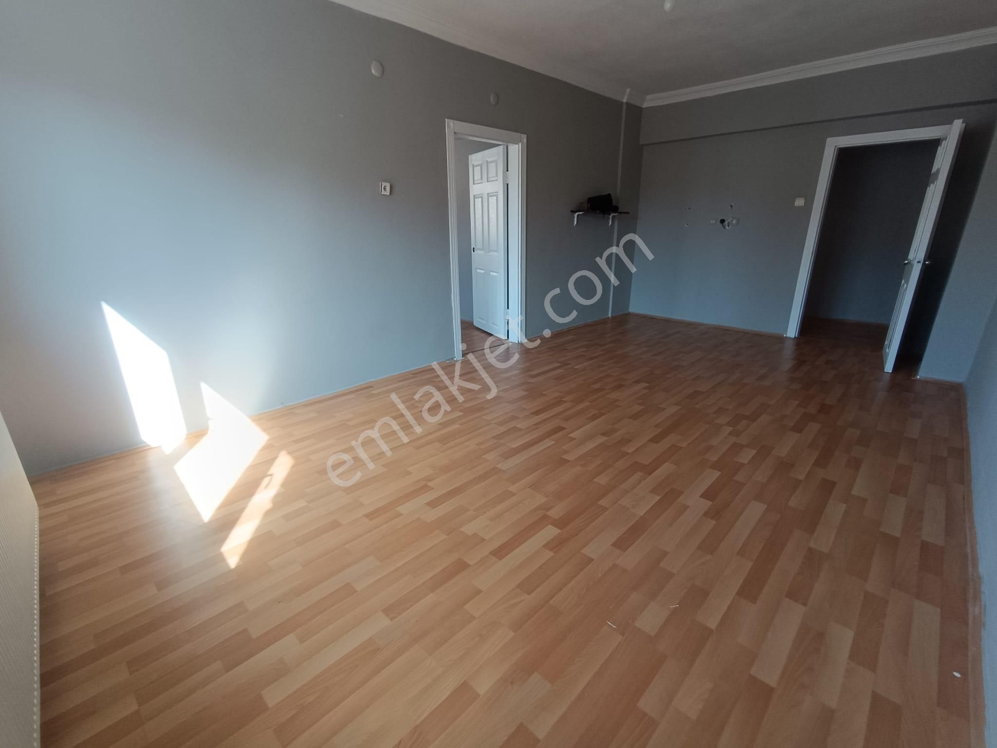 Sincan Tandoğan Mah. 3+1 Ara Kat Masrafsız Çift Balkonlu Caddeye Yakın Daire - Görsel 8