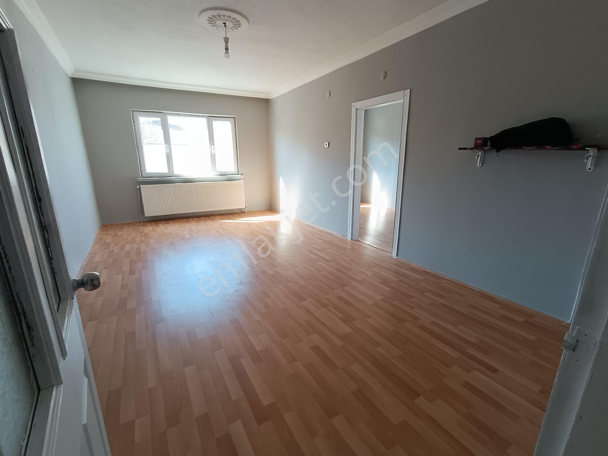 Sincan Tandoğan Mah. 3+1 Ara Kat Masrafsız Çift Balkonlu Caddeye Yakın Daire - Görsel 7