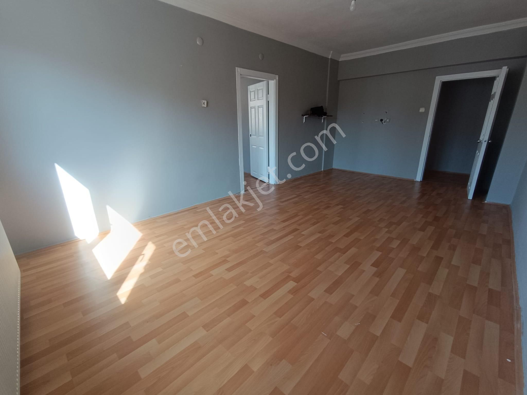 Sincan Tandoğan Mah. 3+1 Ara Kat Masrafsız Çift Balkonlu Caddeye Yakın Daire - Görsel 9