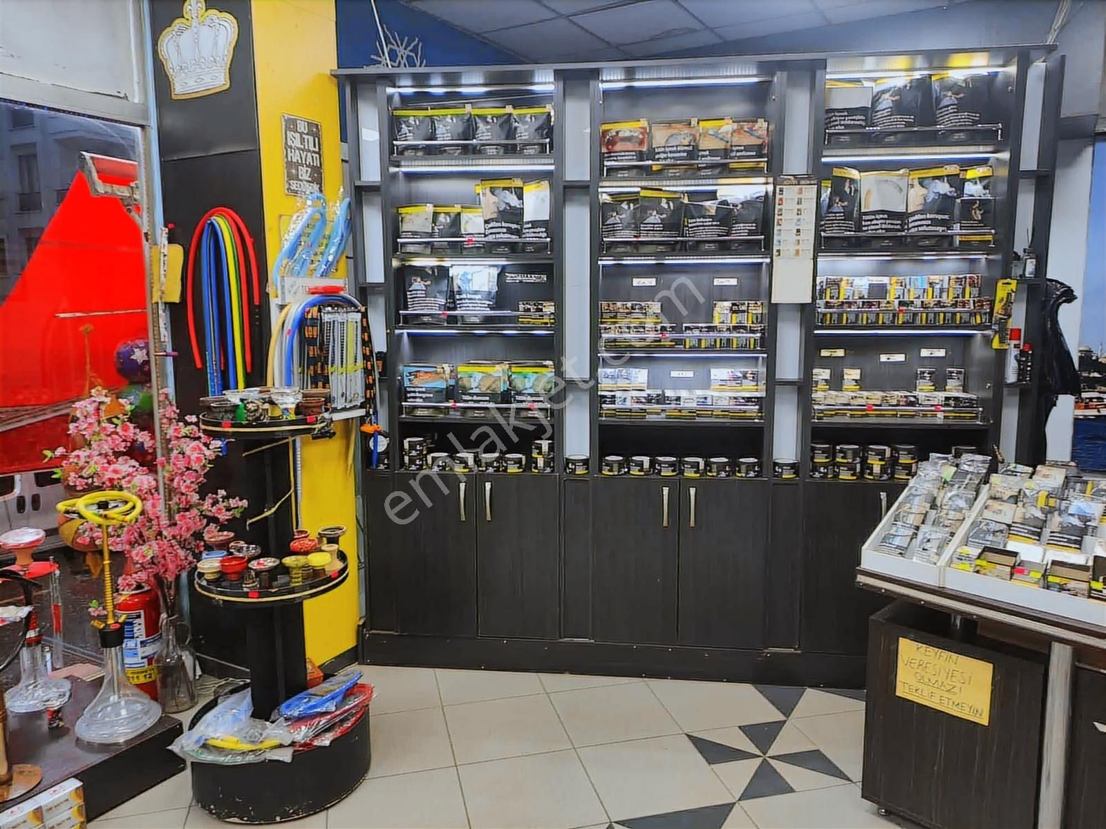 Devren Kiralık - Yüksek Ciro Ve Hareketli Cadde Üzerinde