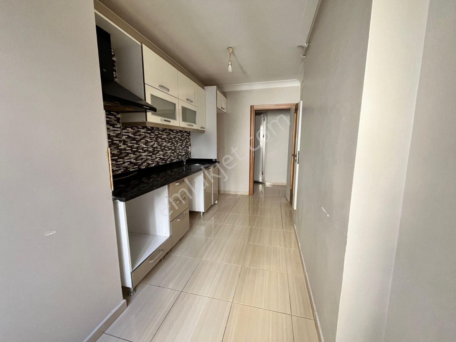 Çekmeköy Taşdelen Mh. Siteler Bölgesi 3+1 Boş Satılık Daire - Görsel 5