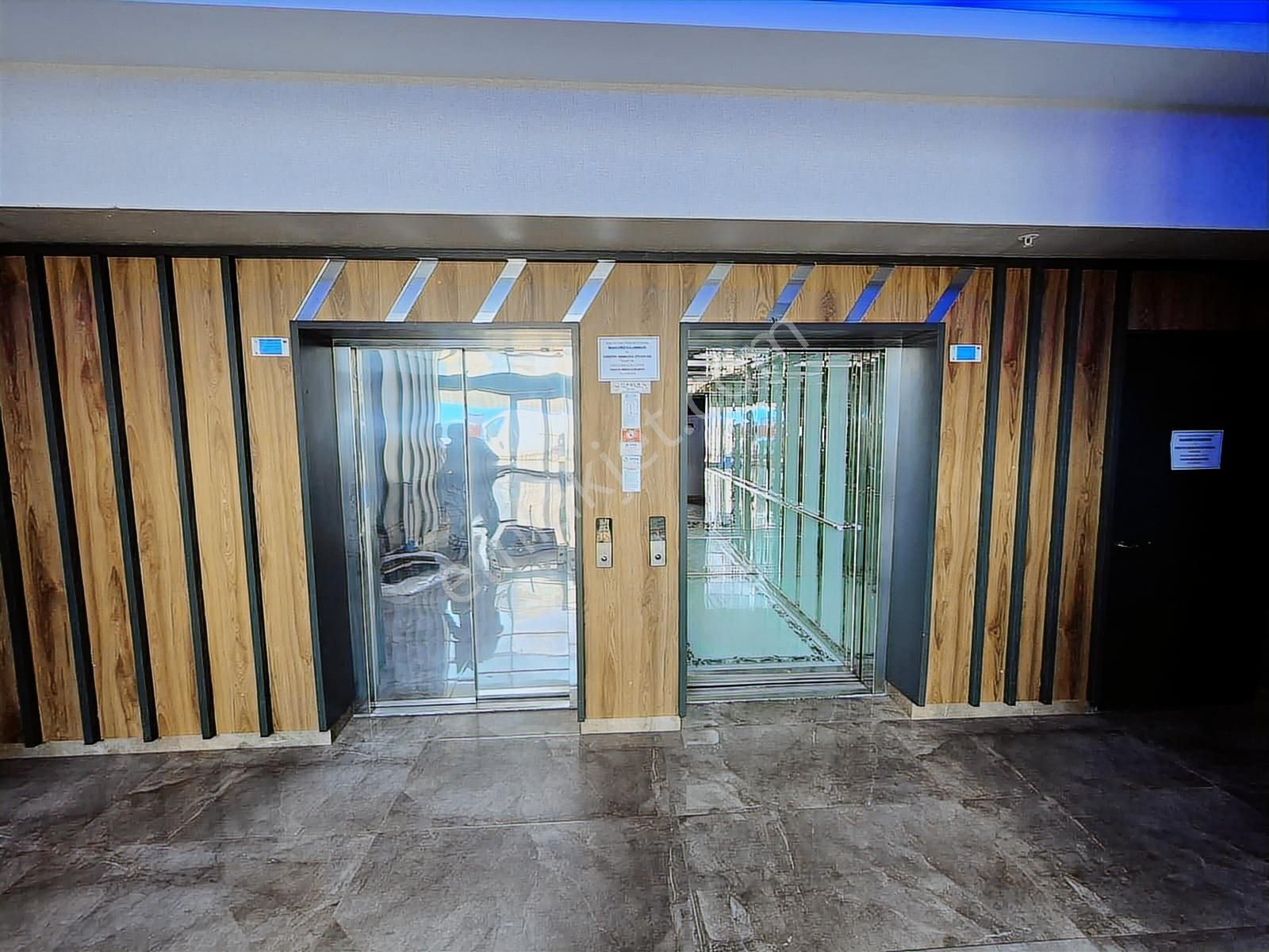 Serhat Kavşakta Alc Plazada 85 M2 Yapılı Kiralık Ofis - Görsel 10