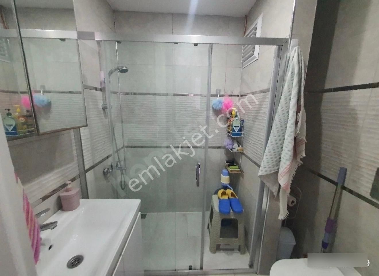 Değirmendere Mevkiinde Doğalgazlı Asansörlü Havuzlu Sitede 3+1 125m2 Satılık Daire - Görsel 12