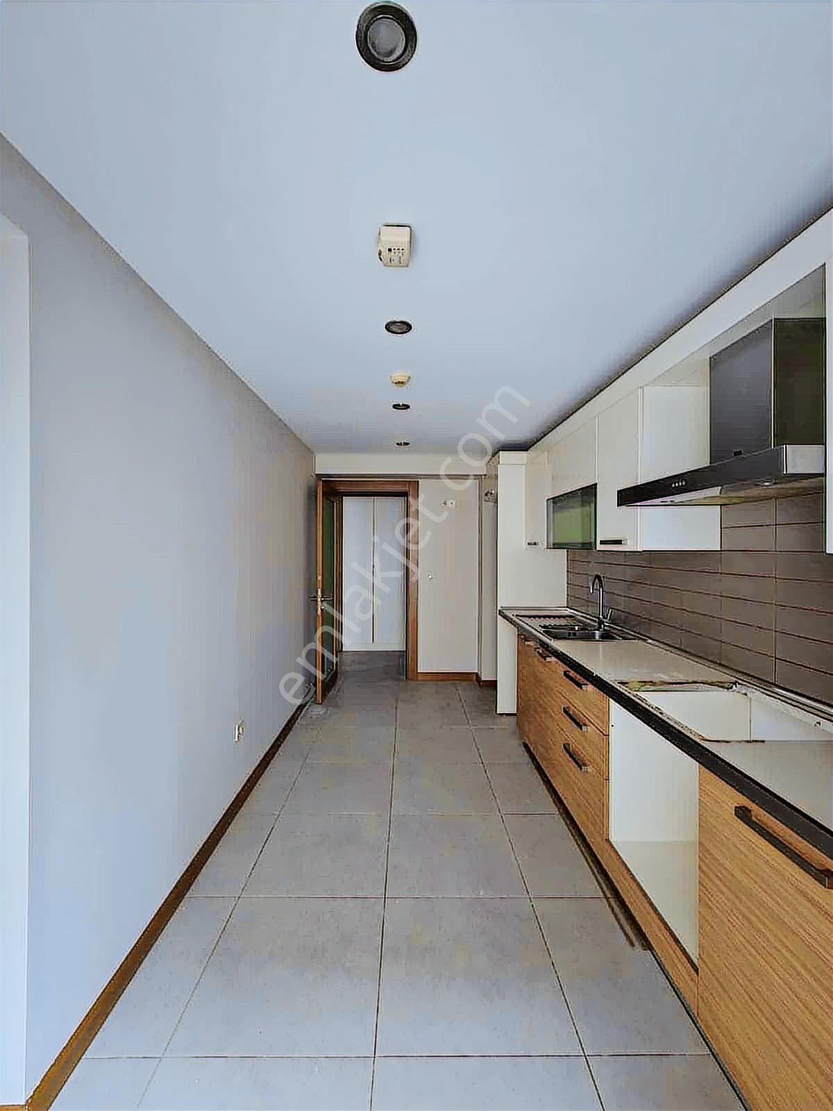 Muhteşem Konumda Site İçinde 3 +1 Daire Fırsatı - Görsel 31