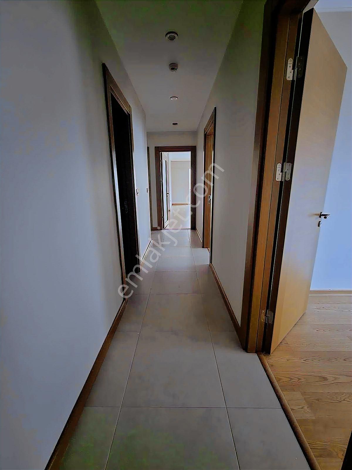 Muhteşem Konumda Site İçinde 3 +1 Daire Fırsatı - Görsel 35