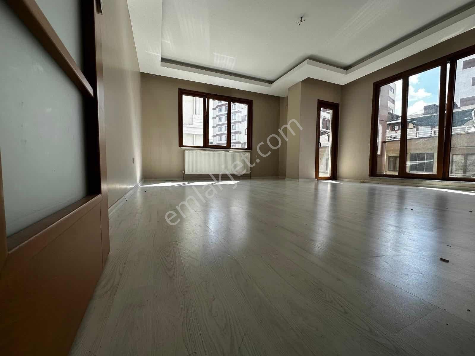 Ümraniye Elmalıkent Mh.2+1 Ebeveyn Banyolu , Büyük Kiralık Daire - Görsel 18