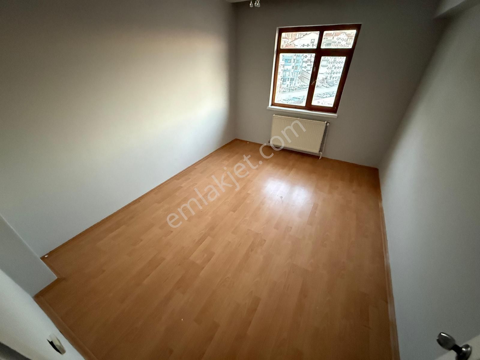 Osmangazi Mahallesinde 3+1 Manzaralı Bağımsız Fırsat Daire - Görsel 11