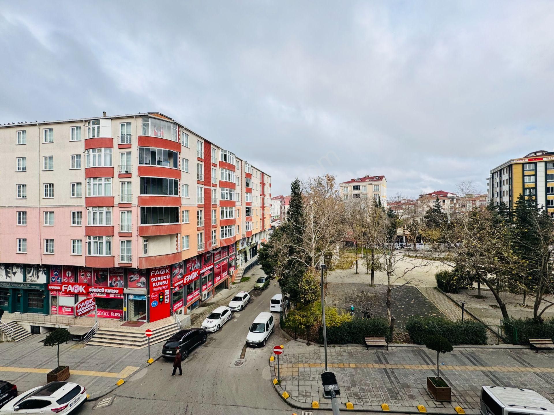 Güven'den Kapaklı'da Belediye'ye Yakın Kombili Satılık Dükkan