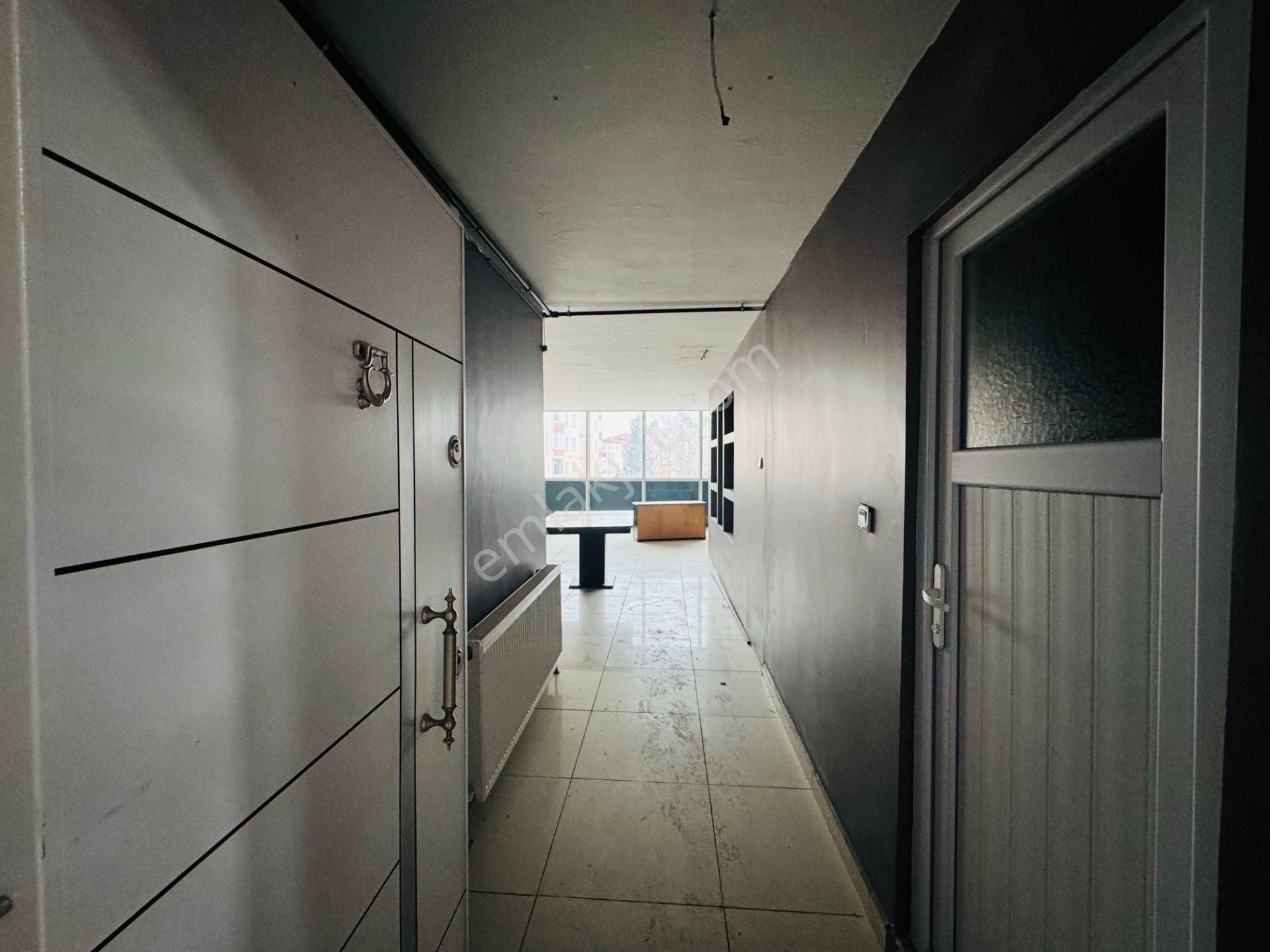 Güven'den Kapaklı'da Belediye'ye Yakın Kombili Satılık Dükkan - Görsel 7