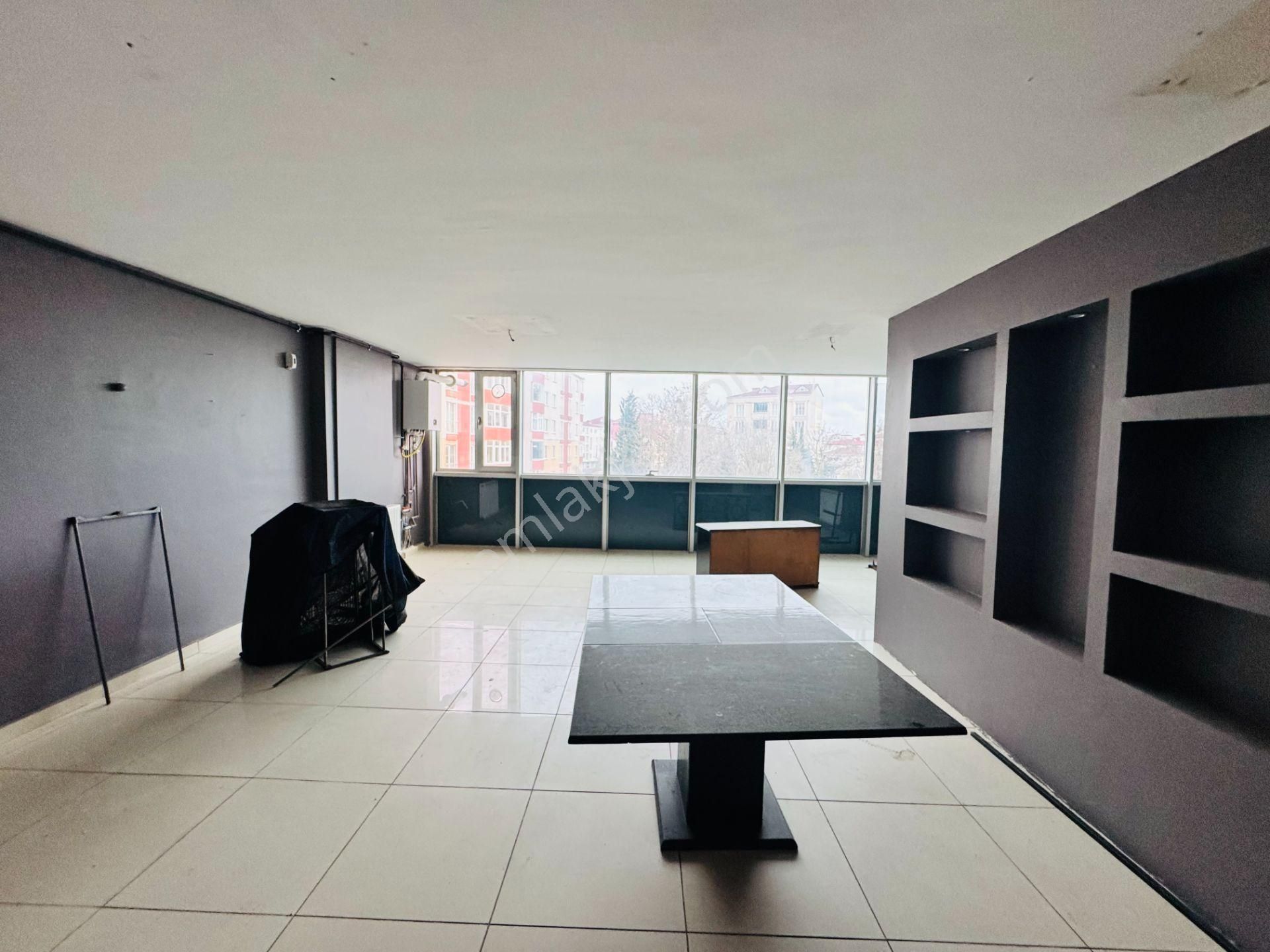 Güven'den Kapaklı'da Belediye'ye Yakın Kombili Satılık Dükkan - Görsel 4